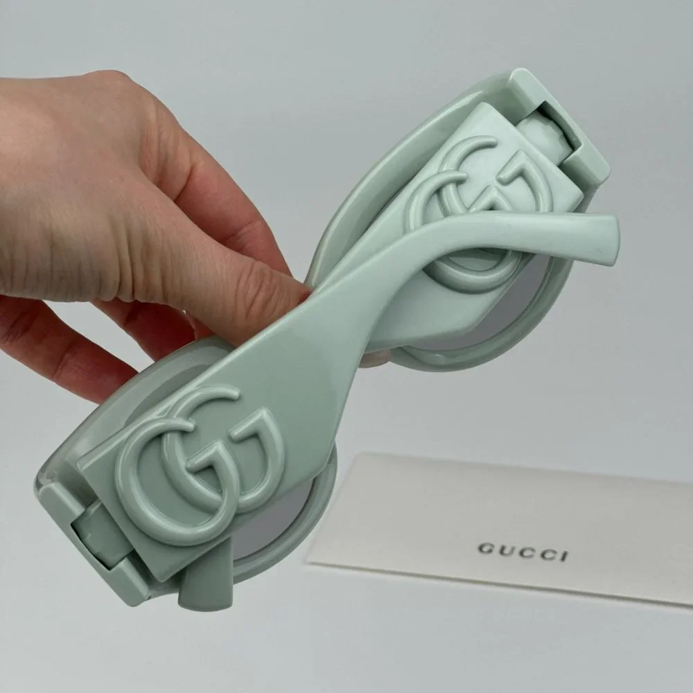 Gucci GG1544S 003 BRAND NEW Sunglasses Green Grey Unisex Oval